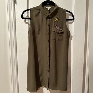 ✨Monteau Girl Camo Green Top